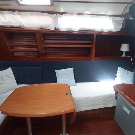 Best Barcelona Boat Experience Sant Adria de Besos Ngoại thất bức ảnh